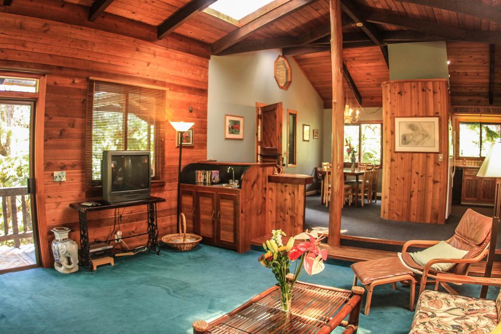 Volcano Village Lodge Habitación foto